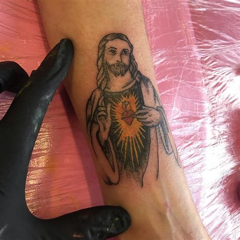 Tatuagem Religiosa Ideias Para Demonstrar Sua F Dicas De Mulher