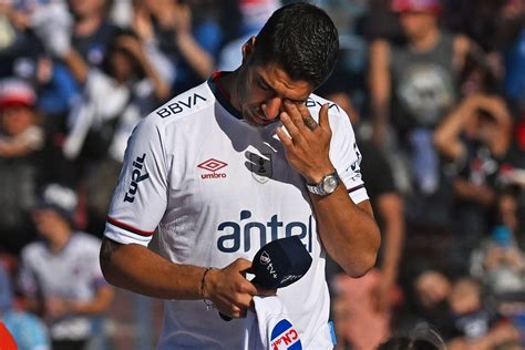 Luis Suárez Bids Farewell To Nacional Get Spanish Football News