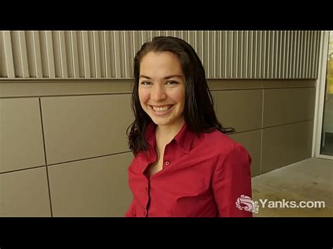 Yanks Amateur Babe Lilith Masturbating In The Bathroom XVIDEOS