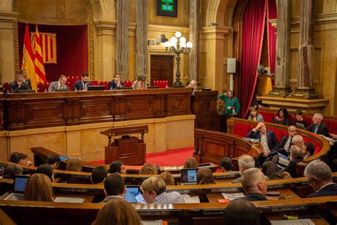 Erc Ganaría Las Elecciones Catalanas Y Jxcat Perdería 10 Diputados