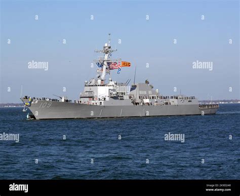 El Destructor De Misiles Guiados Uss Jason Dunham Ddg De La