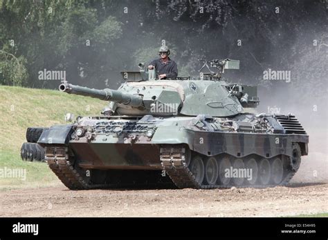 Leopard C2 Main Battle Tank Bovington Stock Photo Alamy