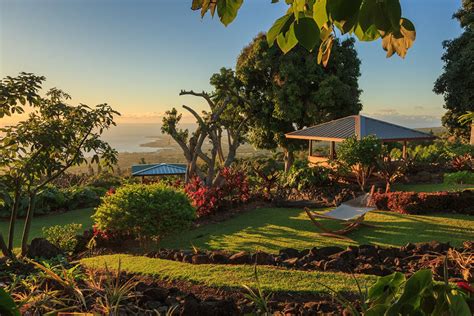 Top Bed & Breakfast - Holualoa Inn | Big Island Hawaii