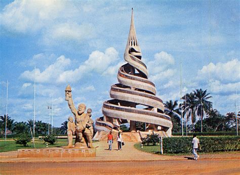 Cameroon Info Net Cameroun Emblèmes Monument de la Réunification