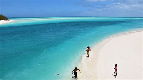 Mouli Beach In Ouv A New Caledonia Tourism The Official Website For