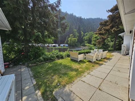 142 Cedar Ave Harrison Hot Springs BC V0M 1K0 Zillow