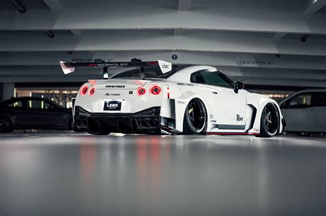 Lb Silhouette Works Gt Nissan Gt Rr Liberty Walk