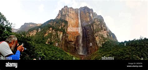 Angel Falls Salto De Ángel El Parque Nacional Canaima Venezuela