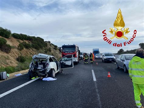 Tragedia Sulla Sassari Olbia Un Morto E Tre Feriti Gravi Nel