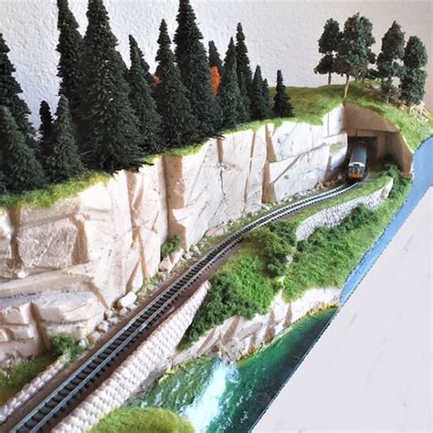 Diorama De Maqueta De Trazado De Trenes En Escala N Off