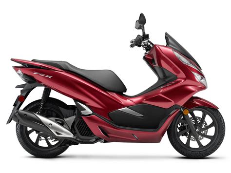 2020 Honda PCX150 Buyer's Guide: Specs, Photos, Price | Cycle World