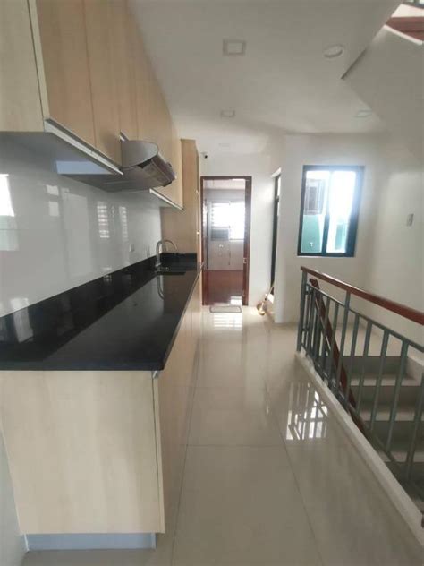 3 Storey Brand New Townhouse In Brgy Quirino Project 2 For Sale