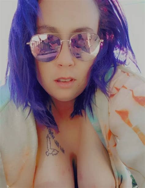 Would You Fuck A Milf With Purple Hair Scrolller