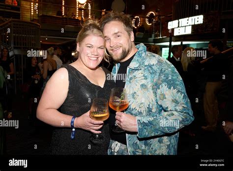 Verleihung Deutscher Schauspielpreis Gisa Flake Mit Freund Knud