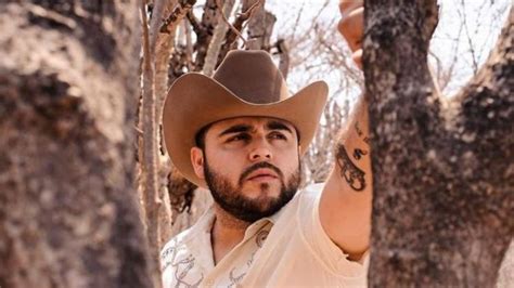 Gerardo Ortiz obtiene disco de Platino Cuál fue la canción que le