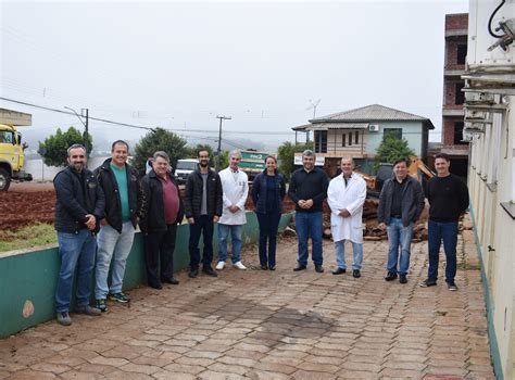 Prefeito Fidel Acompanha Início Da Obra Do Centro De Urgência E Emergência Da Ahcros