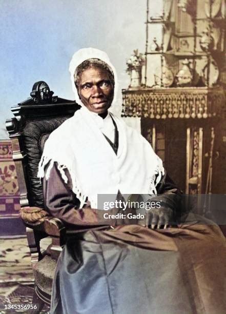 Sketching A Trailblazer: 7 Steps To Draw The Unwavering Sojourner Truth