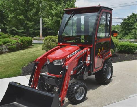 Massey Ferguson Gc Gc Premium Cab Curtis Industries