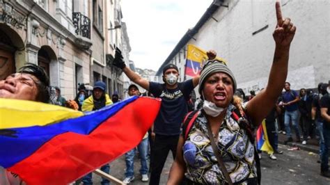 Elecciones En Ecuador La Votación Para Decidir Si Regresa El Correísmo Comunicación Continua