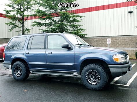 1998 Ford Explorer With 15x8 18 Fuel Anza And 3095r15 Bfgoodrich All