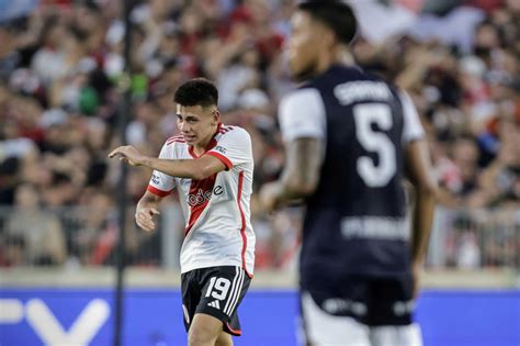 Gambeta golazo a perfil cambiado y emoción así fue el primer tanto