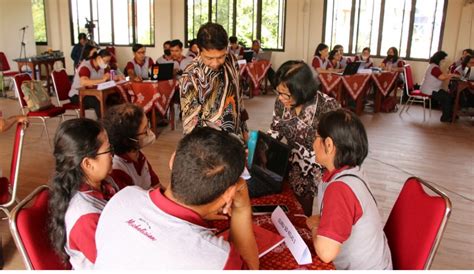 Kembangkan Profesi Pendidik Di Sd Tim Pengabdian Unnes Dukung