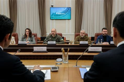 Японія надасть €160 мільйонів на проєкти економічного відновлення - Шмигаль