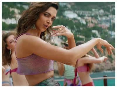 Amid Saffron Bikini Controversy Deepika Padukone Calls Besharam Rang