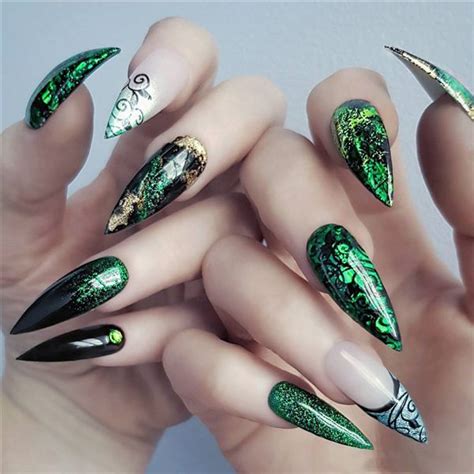 30 Outstanding Emerald Green Nails Art Designs For You Green Nail