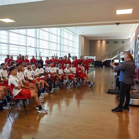 Flamengo Quem Viaja Para Os Estados Unidos E Quem Deve Jogar O Carioca