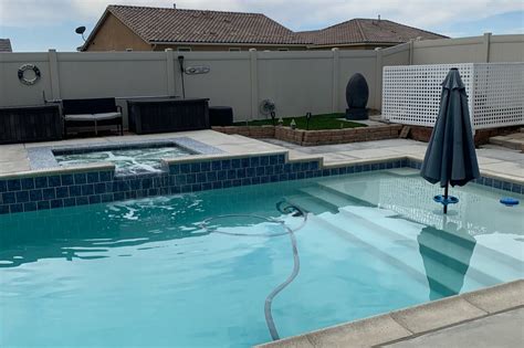 Pool and jacuzzi retreat.. - Private Pool in Murrieta - Swimply