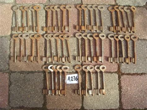 LOT A276 DE 50 Clé Clés Clef Clefs Clef Ancienne De Porte Serrure EUR