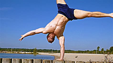 Handstand Exercises Beginner Intermediate Advanced Calisthenics