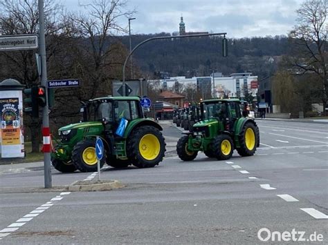 Mega Stau In Amberg Bauernproteste Legen Verkehr Lahm Onetz