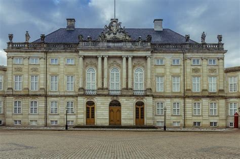 Amalienborg Palace in Copenhagen Stock Image - Image of danish, marble ...