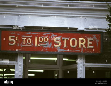 Five and dime store hi-res stock photography and images - Alamy