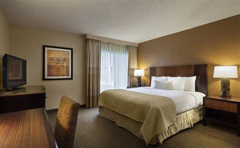 Embassy Suites Phoenix Tempe in Phoenix (AZ) - Room Deals, Photos & Reviews