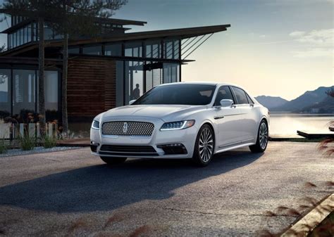 New Lincoln Continental 2023 3 0T Reserve Photos Prices And Specs In UAE