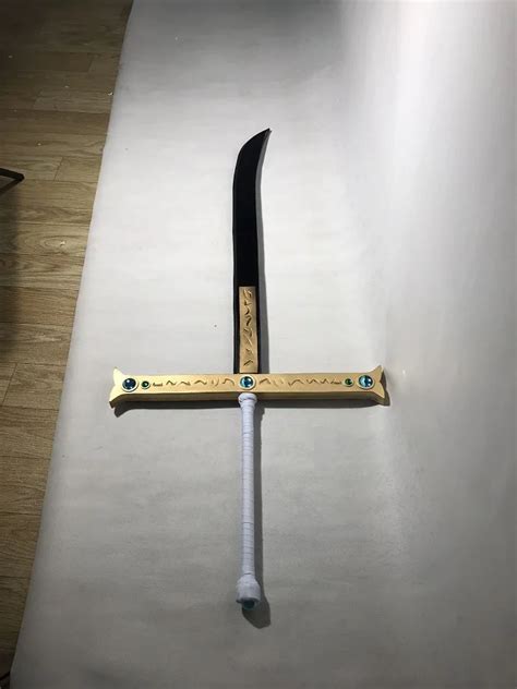 One Piece Dracule Mihawk Weapon Yoru Cosplay Replica Sword Prop