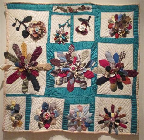 The Literate Quilter: Encountering African American Quilts at the Flint ...