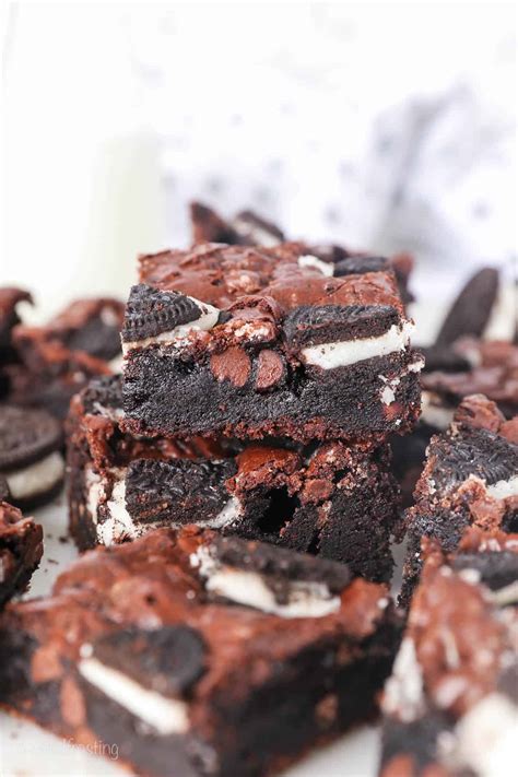 Easy Oreo Brownies | Beyond Frosting