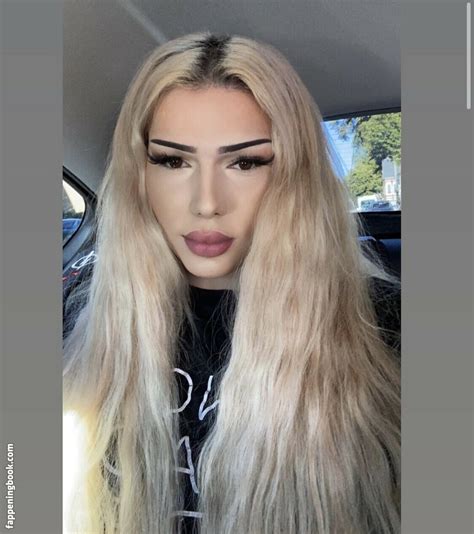 Rojin Bingöl binglbratz Nude OnlyFans Leaks Fappening FappeningBook