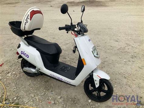 Doohan Idou Electric Scooter Royal Auction Group