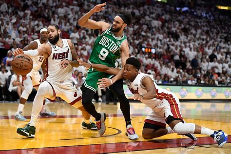 Celtics Derrick White Hits Incredible Buzzer Beater To Force Game 7 Vs Heat Marca