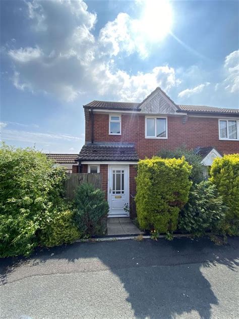 3 Bed End Terrace House To Rent In Barn Close Woodlands Ivybridge