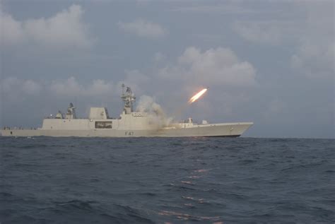 Asian Defence News: Indian Navy commissions INS Sahyadri multi-role ...