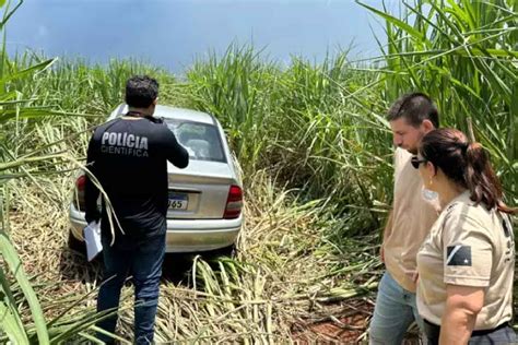 Mulher é encontrada morta dentro de carro em canavial próximo à Nova