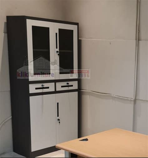 Filing Cabinet Besi Lemari Arsip Kantor 4 Pintu 2 Laci AK 12 Official