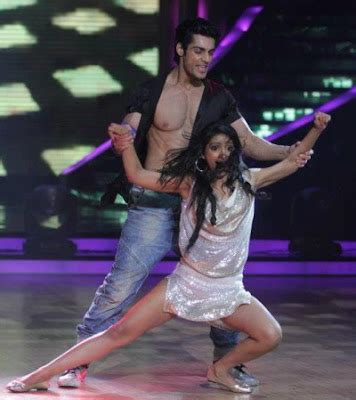 Hot Body Shirtless Indian Bollywood Model Actor Karan Wahi