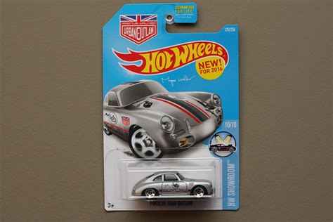 Hot Wheels Hw Showroom Porsche A Outlaw Silver Magnus Walker